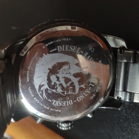Diesel Men's watch - Picture 3 of 5